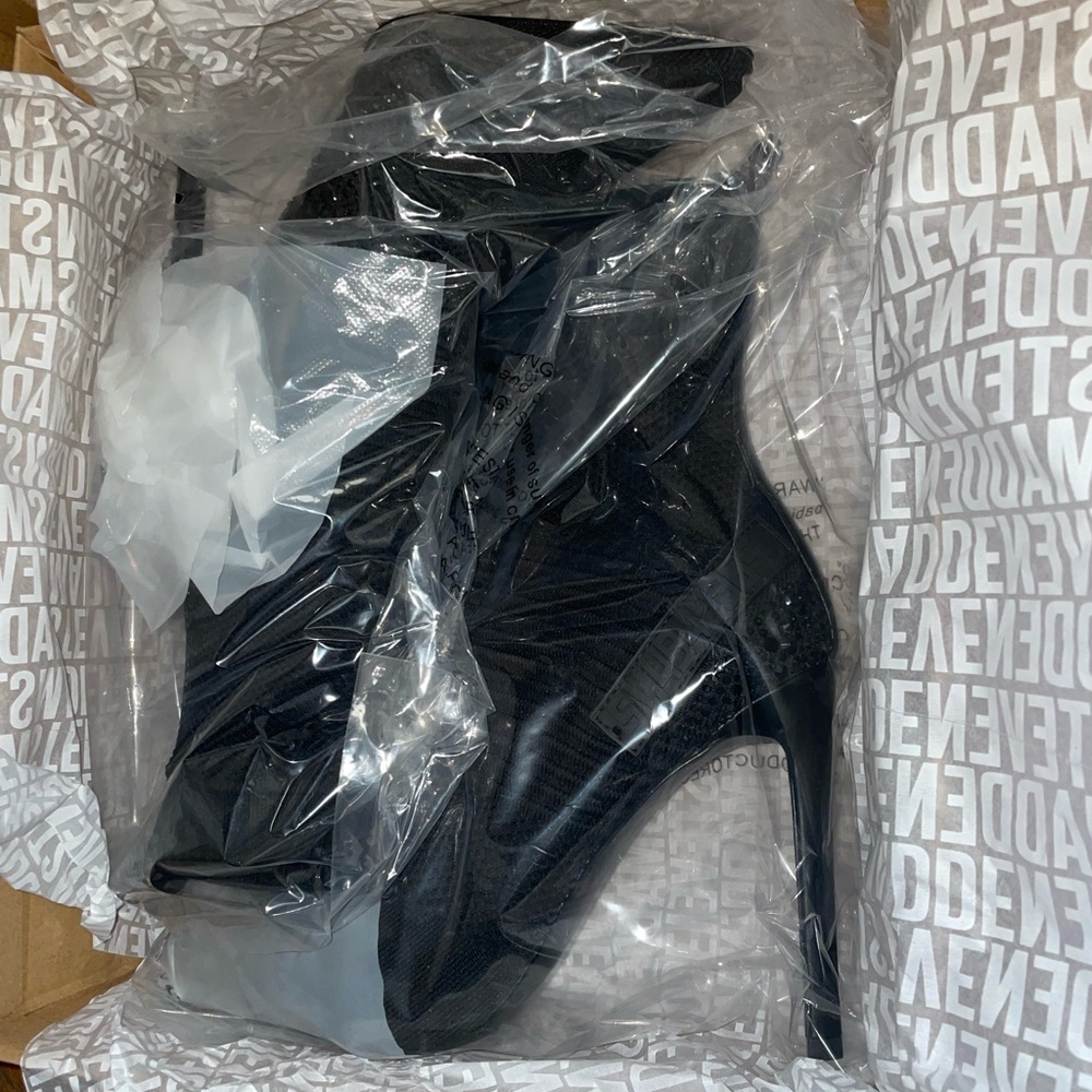 Brand New Steve Madden Boots